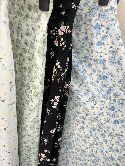 Floral Slit Skirt With Button